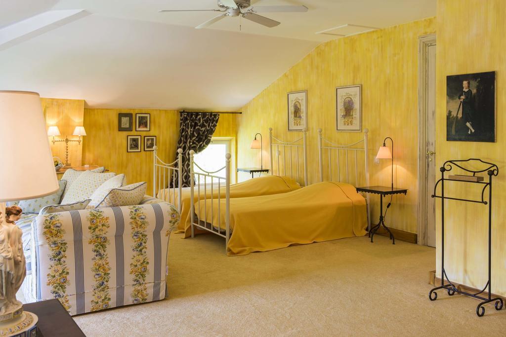 Bed and Breakfast Chateau Talaud Loriol-du-Comtat Pokoj fotografie