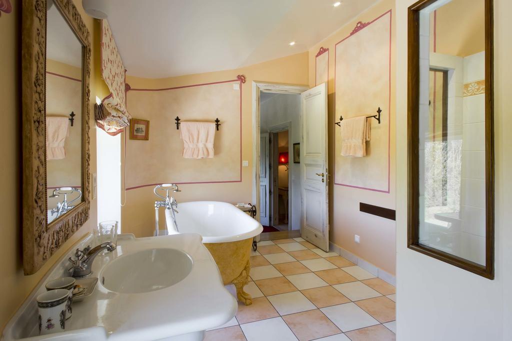 Bed and Breakfast Chateau Talaud Loriol-du-Comtat Pokoj fotografie